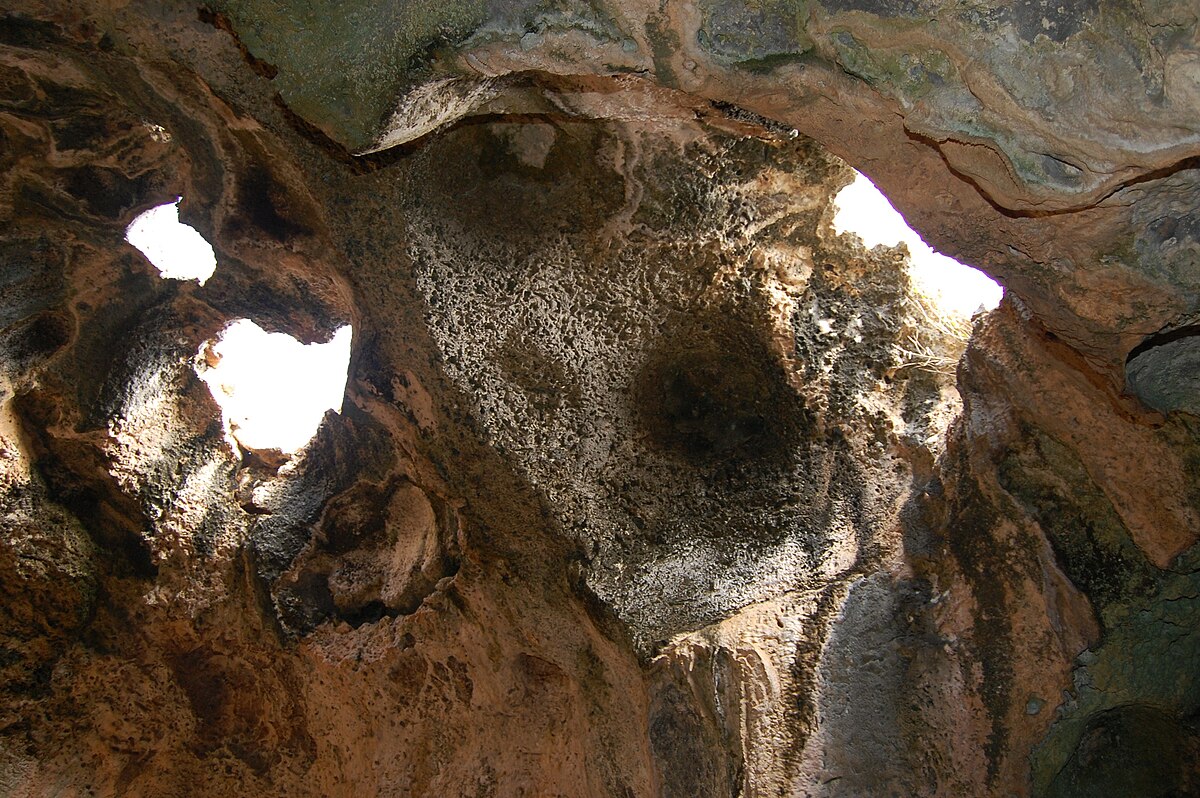 7 Holes Cave-Three windows